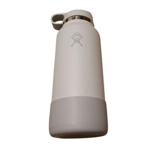 Hydro Flask 32 oz Wide Mouth Water Bottle With Straw Lid And Medium Bottle Boot